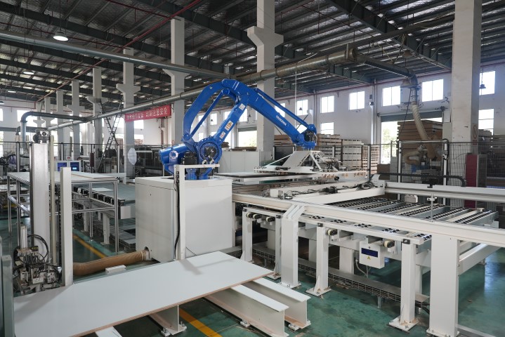 7e2a5bb8-9f54-4a31-8933-bab0d4355963 (Small).jpg